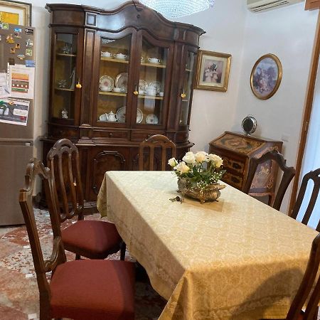 Casa Vacanza A 林比亚泰 外观 照片