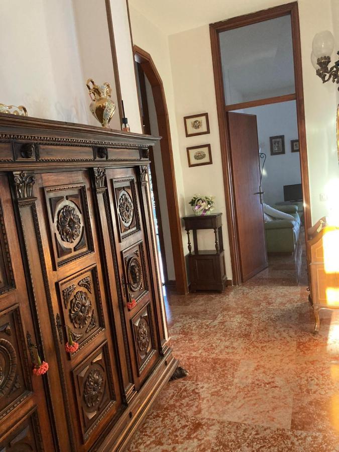 Casa Vacanza A 林比亚泰 外观 照片