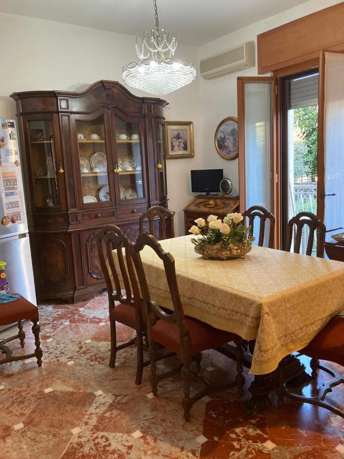 Casa Vacanza A 林比亚泰 外观 照片